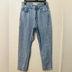 Denim Co. Women’s Stone Wash Light Blue Denim Straight Leg Mom Jeans